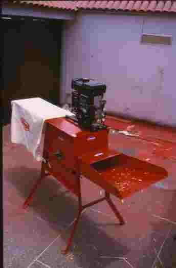 TRILLADORA SEMI_INDUSTRIAL EMPLEADA PARA QUINUA